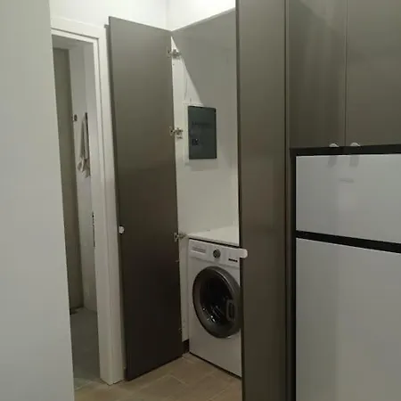 Partcon A * Néoi Epivátai